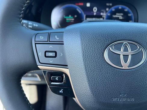 Certified 2026 Toyota Crown Limited w/ Advanced Technology Package image 20