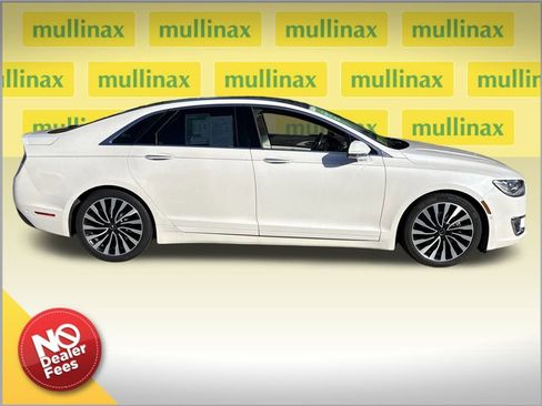 Used 2018 Lincoln MKZ Black Label w/ Technology Package image 2
