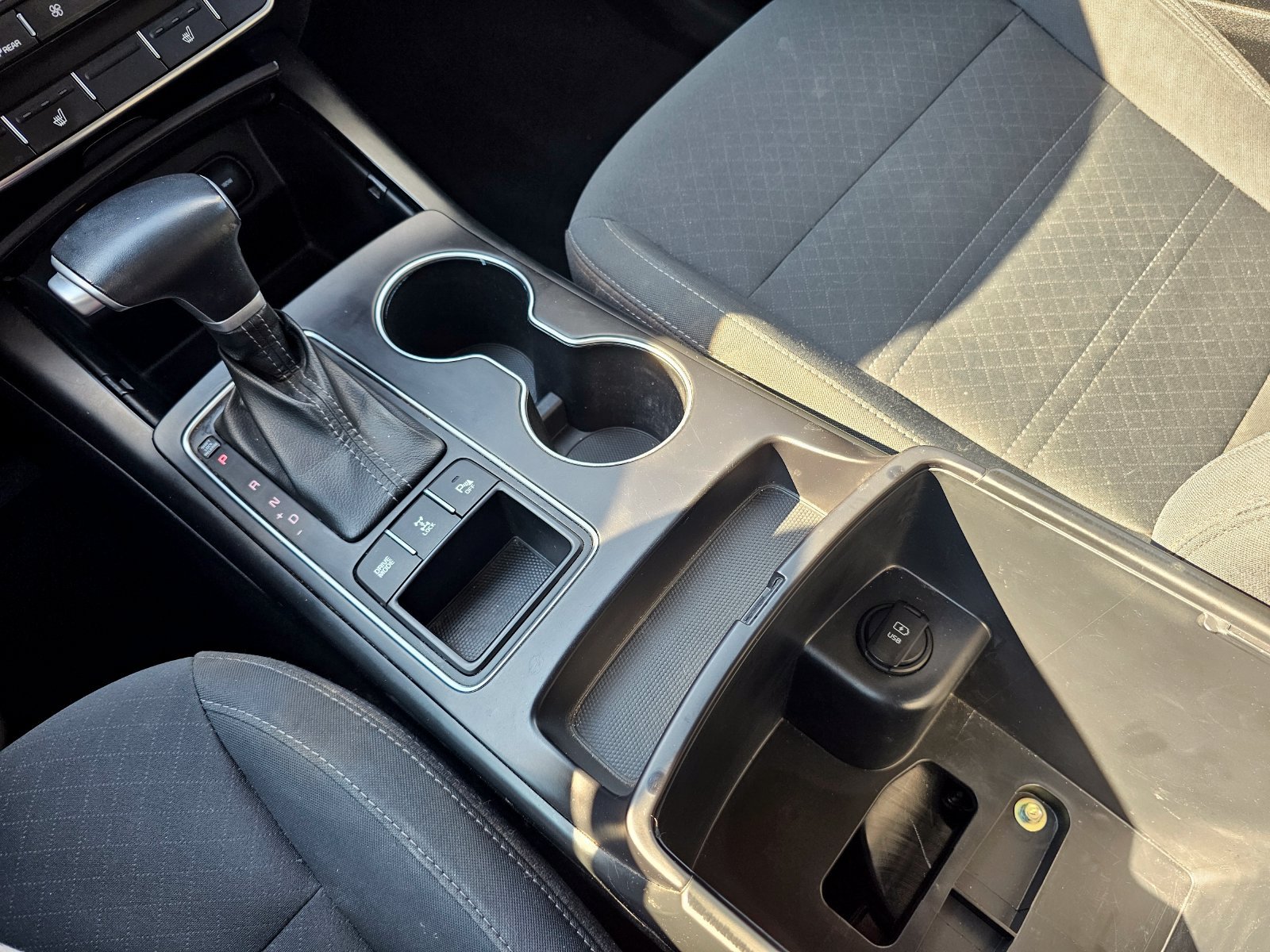 Used 2020 Kia Sorento S AWD/4WD image 25