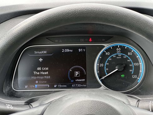 Used 2023 Nissan Leaf S FWD image 24