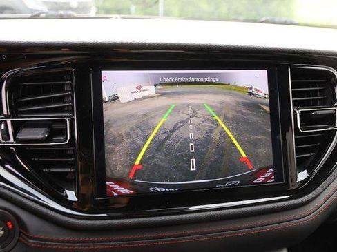 Used 2024 Dodge Durango GT AWD/4WD image 17