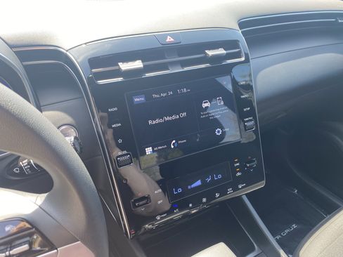 Used 2024 Hyundai Santa Cruz SEL image 20