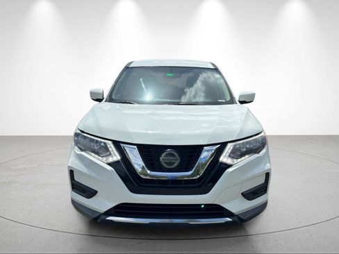 Used 2018 Nissan Rogue S FWD image 8