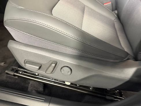 Used 2025 Kia Niro Wind w/ Wind Preserve Package FWD image 25