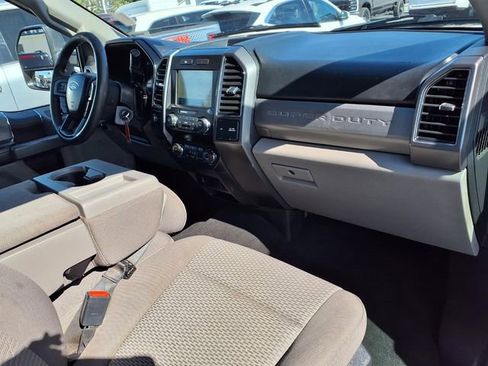 Used 2021 Ford F250 XLT image 24