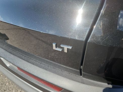 Used 2024 Chevrolet Traverse LT AWD/4WD image 15