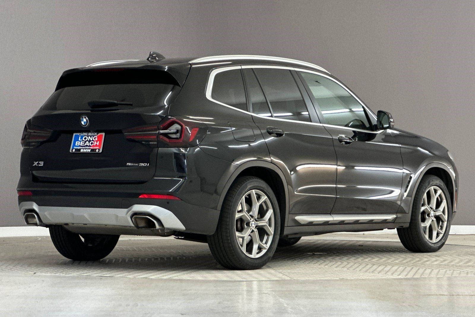 Used 2024 BMW X3 sDrive30i w/ Convenience Package RWD image 9