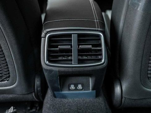 New 2026 Genesis G70 2.5T image 10