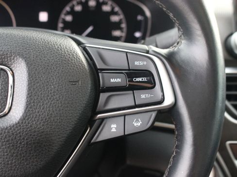 Used 2018 Honda Accord EX-L image 18