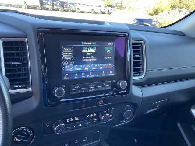 Used 2022 Nissan Frontier SV w/ Technology Package AWD/4WD image 23