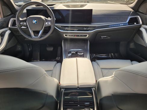 New 2025 BMW X5 xDrive50e w/ Climate Comfort Package image 13