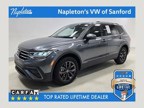 Used 2023 Volkswagen Tiguan SE FWD image 1