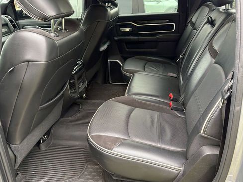 Used 2020 RAM 2500 Laramie w/ Night Edition image 7