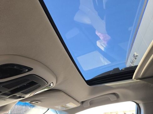 Used 2021 Subaru Outback Limited XT image 17