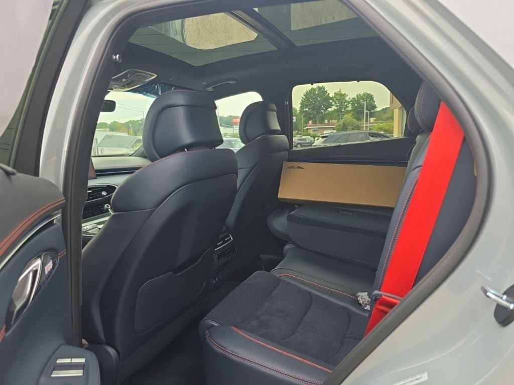 New 2027 Genesis GV70 3.5T Prestige AWD/4WD image 10