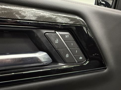 Used 2026 GMC Yukon AT4 image 11