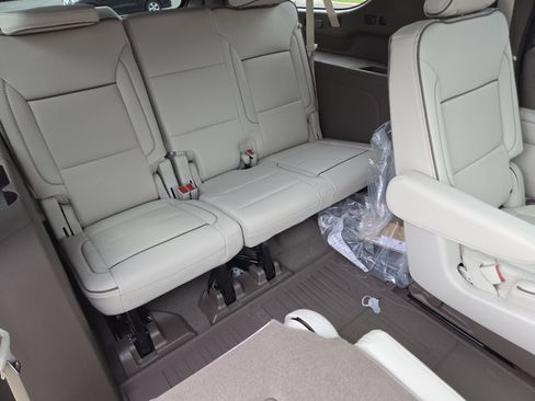New 2026 GMC Yukon XL Denali w/ Denali Reserve Package AWD/4WD image 29