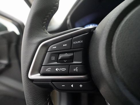 Used 2025 Subaru Outback Premium image 18