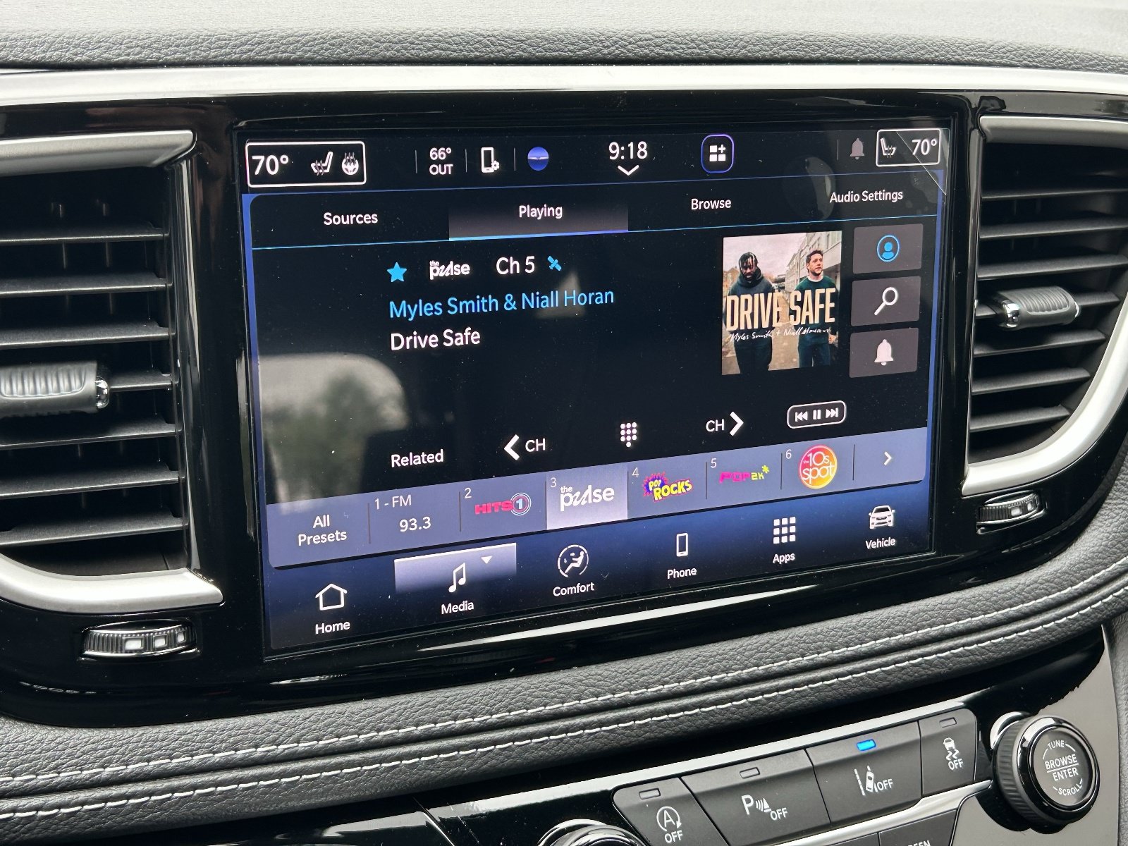 New 2027 Chrysler Pacifica Select FWD image 20