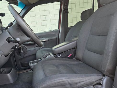 Used 2001 Ford Explorer Sport Trac 4x4 image 9