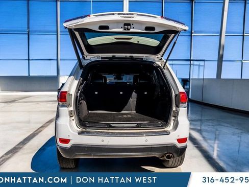 Used 2019 Jeep Grand Cherokee Limited image 28