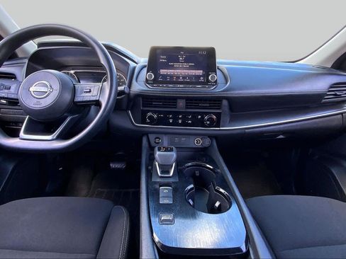 Used 2024 Nissan Rogue S FWD image 15