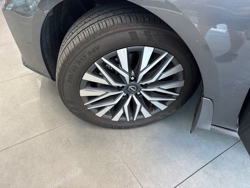 Used 2025 Nissan Altima 2.5 SV w/ SV Premium Package FWD image 43
