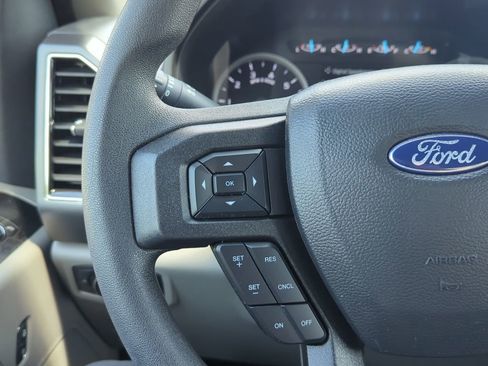 Certified 2022 Ford F350 XLT w/ Camper Package AWD/4WD image 18