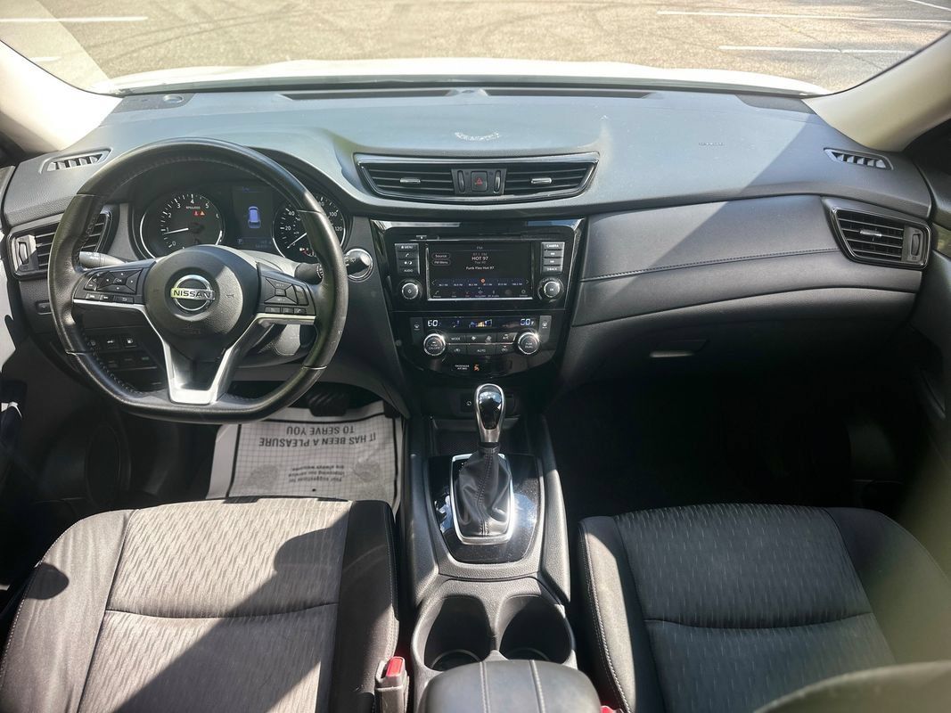 Used 2020 Nissan Rogue SV AWD/4WD image 21