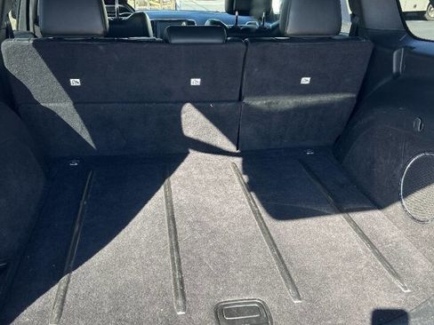 Used 2017 Jeep Grand Cherokee Limited w/ Luxury Group II image 14