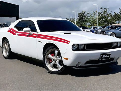 Used 2011 Dodge Challenger R/T RWD image 33