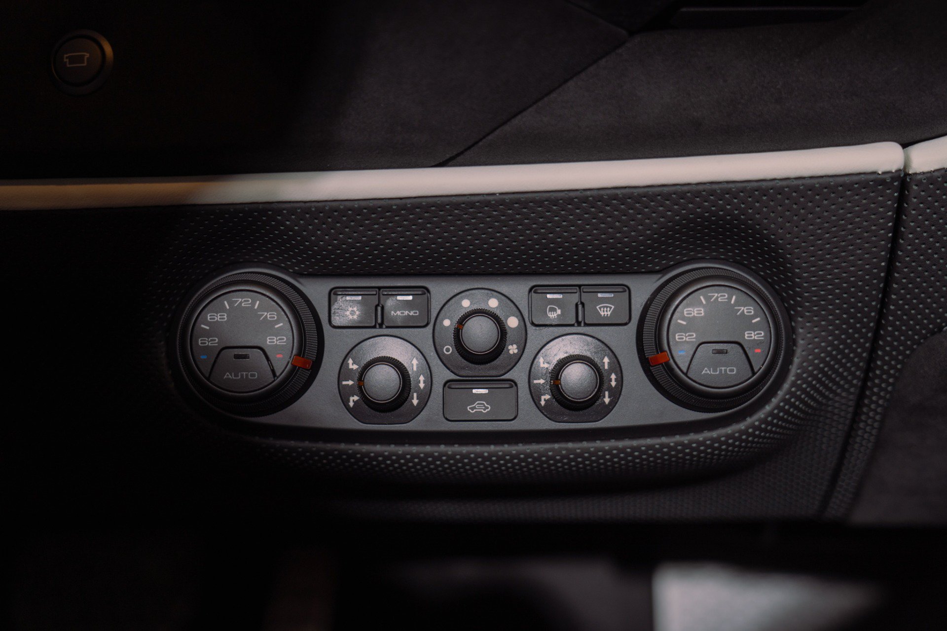 Used 2020 Ferrari 488 Pista Coupe RWD image 60