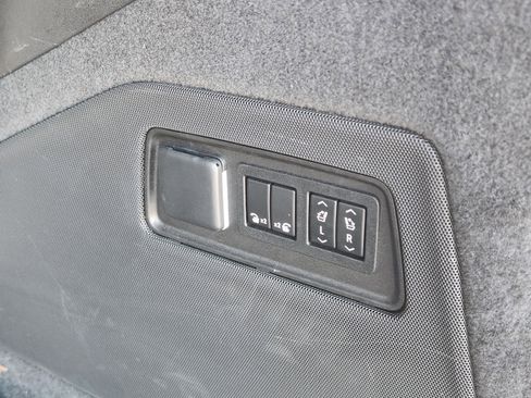 Used 2022 Cadillac Escalade Sport w/ Touring Package AWD/4WD image 31