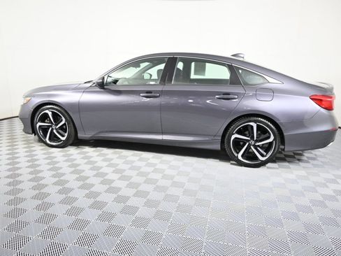 Used 2018 Honda Accord Sport image 3