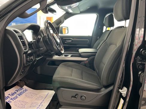 Used 2019 RAM 1500 Big Horn AWD/4WD image 17