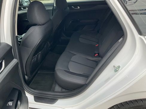 Used 2023 Kia K5 LXS image 15