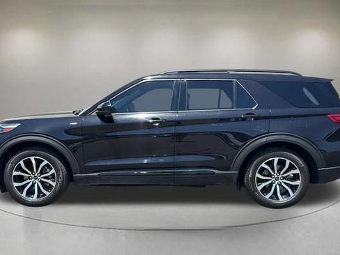 Certified 2022 Ford Explorer ST-Line RWD image 5