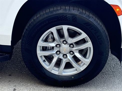 Used 2023 Chevrolet Tahoe LT image 11