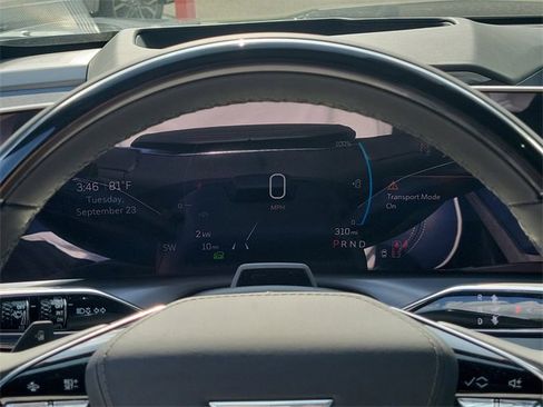 New 2026 Cadillac Vistiq Premium Luxury w/ LPO, Floor Liner Package image 12