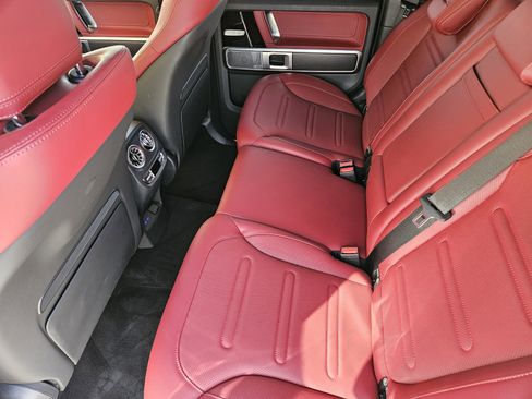 Certified 2025 Mercedes-Benz G 580 w/ EQ Technology image 30