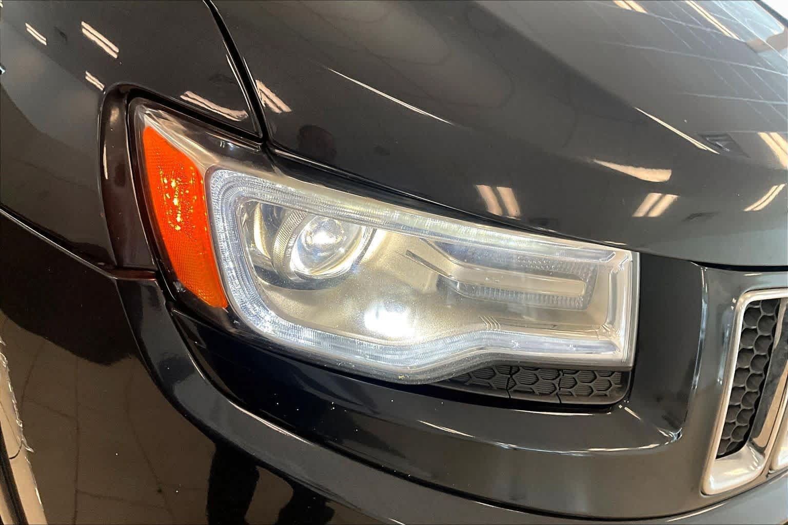 Used 2015 Jeep Grand Cherokee Overland RWD image 25