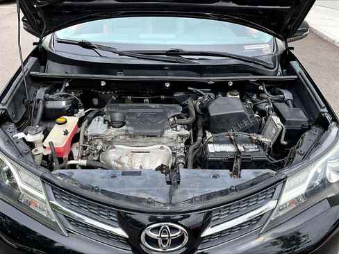 Used 2013 Toyota RAV4 Limited FWD image 30
