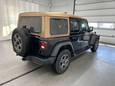 Used 2020 Jeep Wrangler Unlimited Sport AWD/4WD image 4