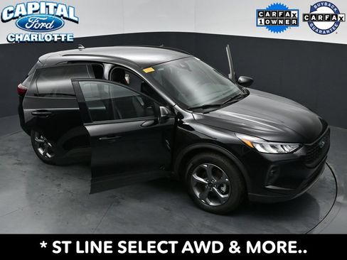 Used 2025 Ford Escape ST-Line Select AWD/4WD image 35