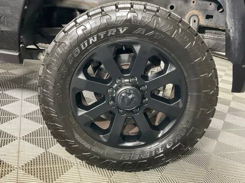 Used 2021 RAM 2500 Big Horn w/ Level 2 Equipment Group AWD/4WD image 40