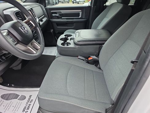 Used 2022 RAM 1500 Classic Warlock w/ Electronics Group image 9