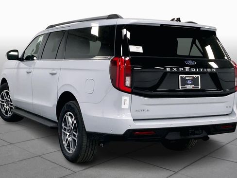 New 2025 Ford Expedition Max Active image 11