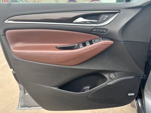 Certified 2020 Buick Enclave Avenir w/ Avenir Technology Package image 17