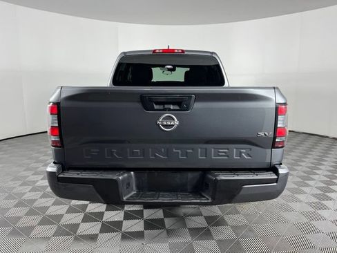Used 2022 Nissan Frontier SV RWD image 10