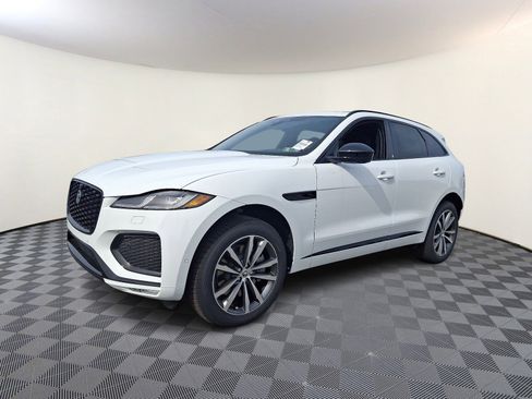New 2026 Jaguar F-PACE R-Dynamic S image 1